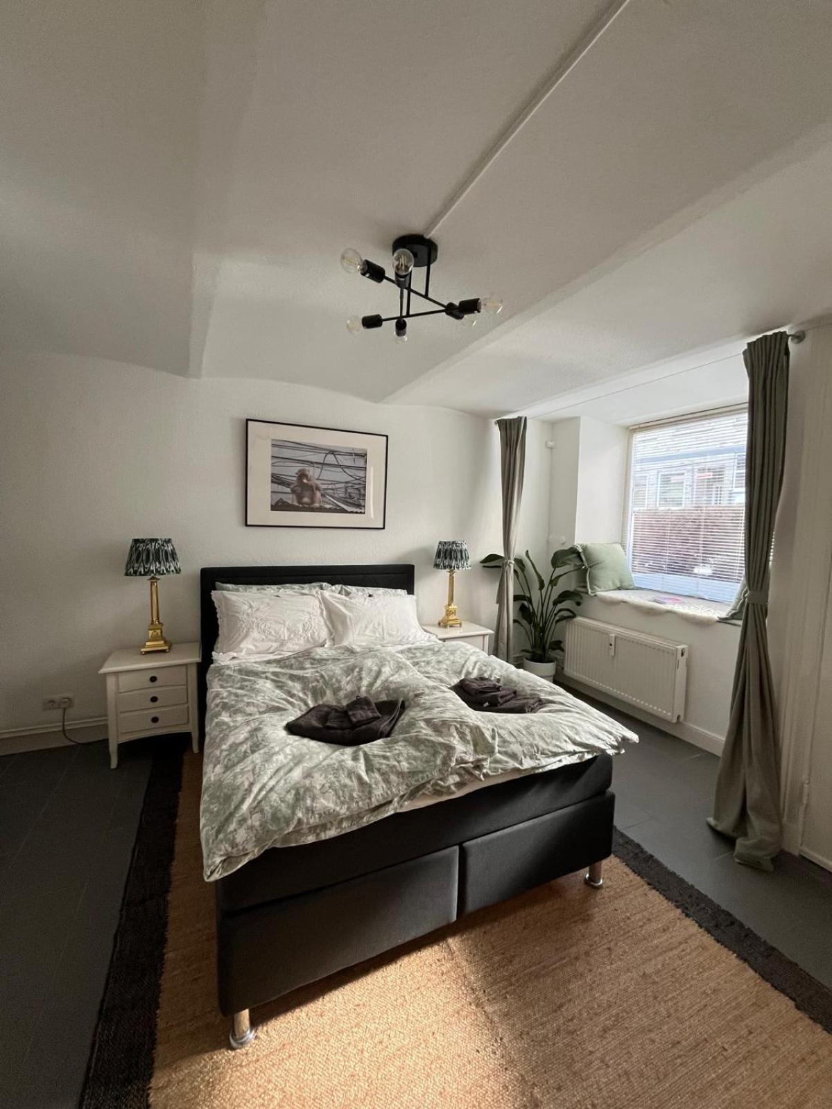 Charmante Souterrain Altbau Wohnung In Alsternaehe Hamburk Exteriér fotografie