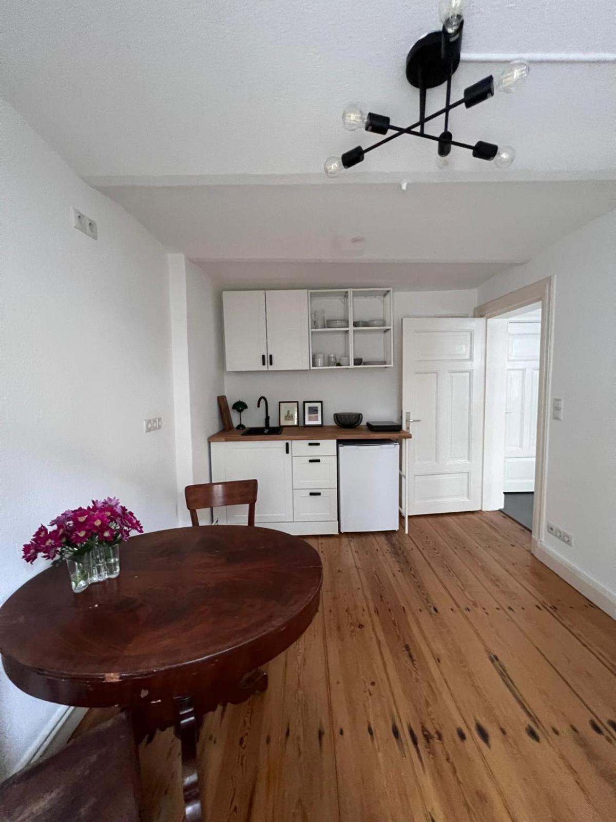 Charmante Souterrain Altbau Wohnung In Alsternaehe Hamburk Exteriér fotografie